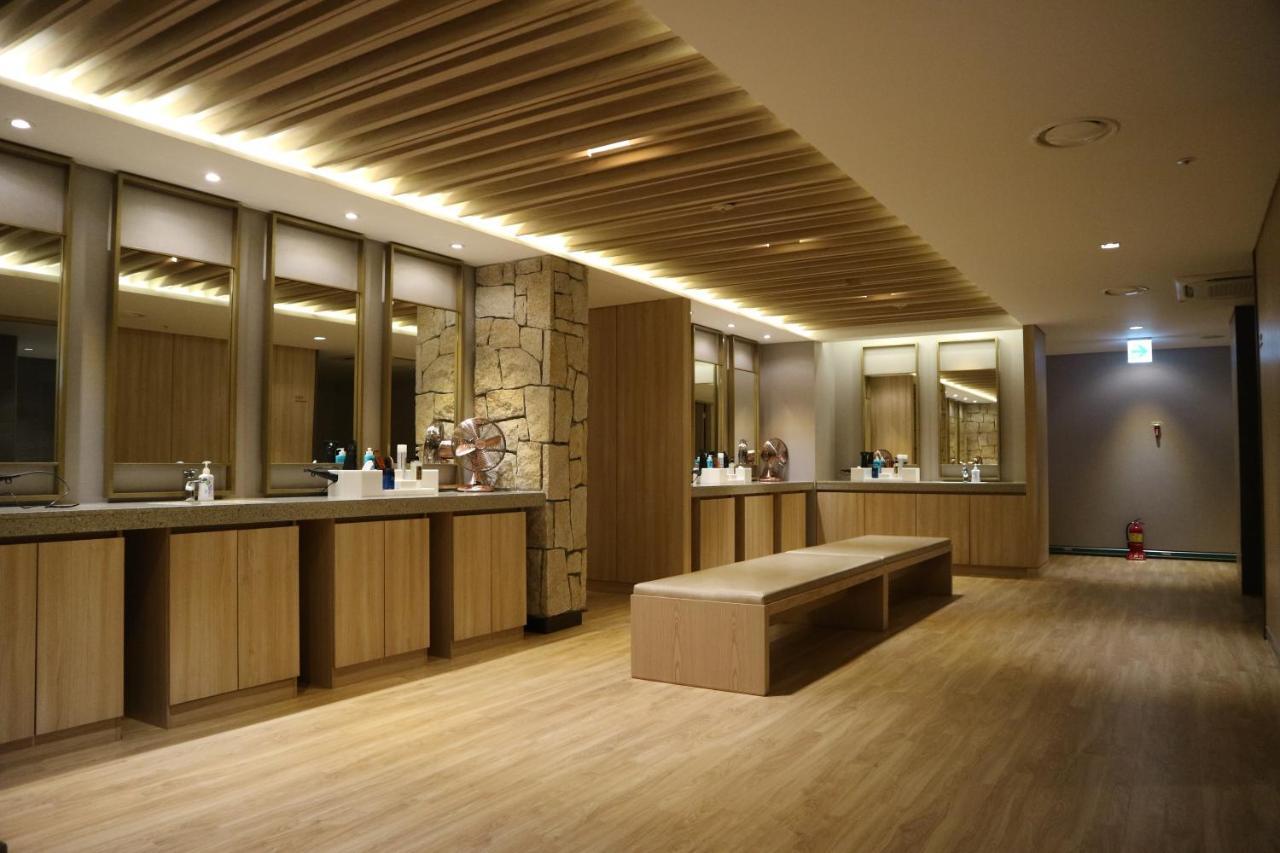 Orakai Cheonggyesan Hotel Szöul Kültér fotó